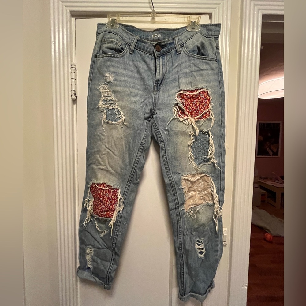 Patched denim BDG boyfriend jeans